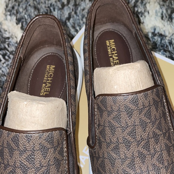 MK Monogram Shoes - Picture 3 of 9